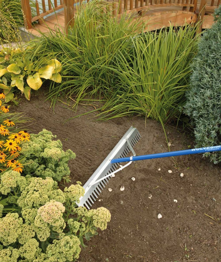 Landscape Rake | Dreamscapes Landscape Center